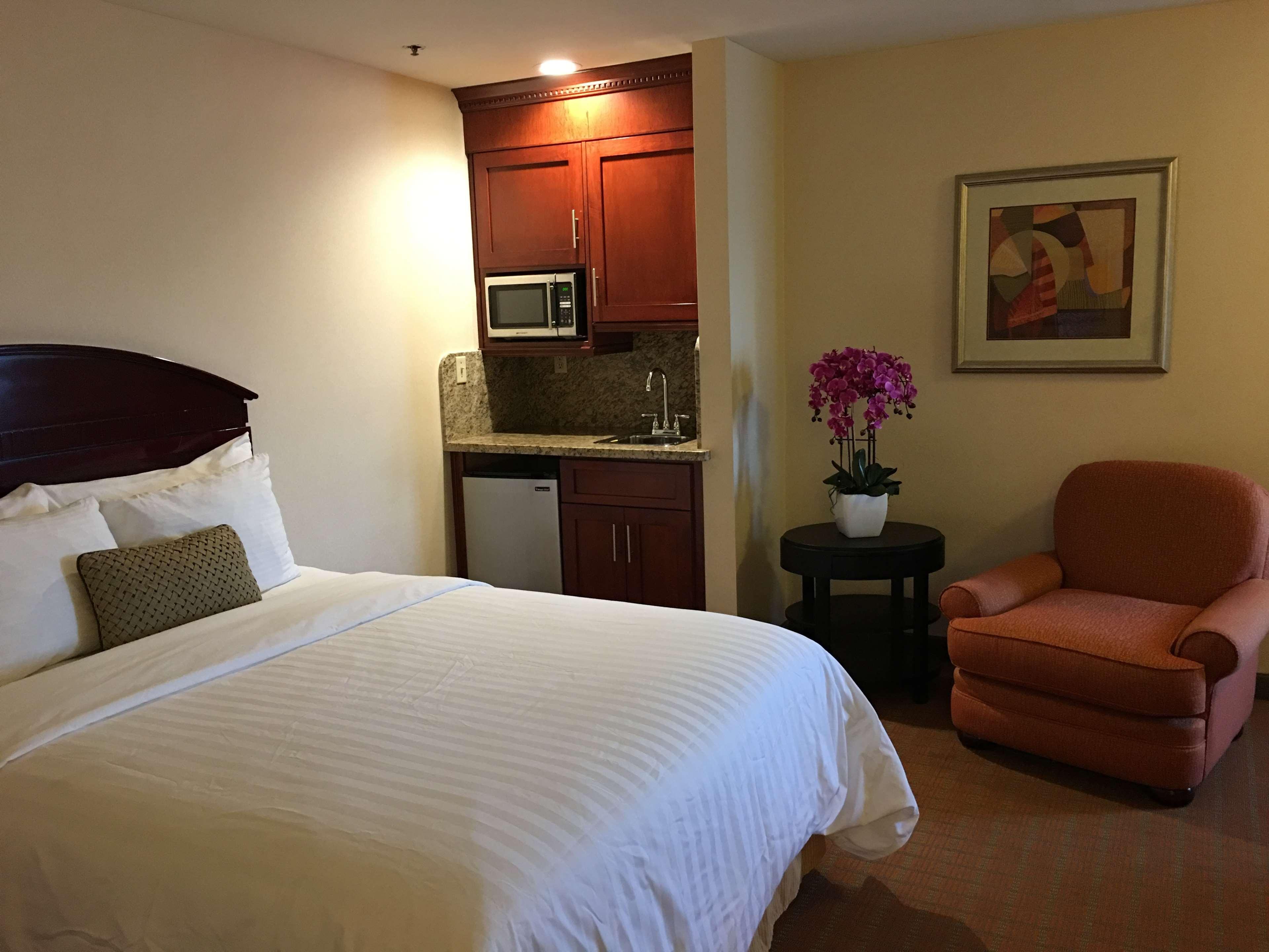 Best Western Plus West Covina Inn Eksteriør billede
