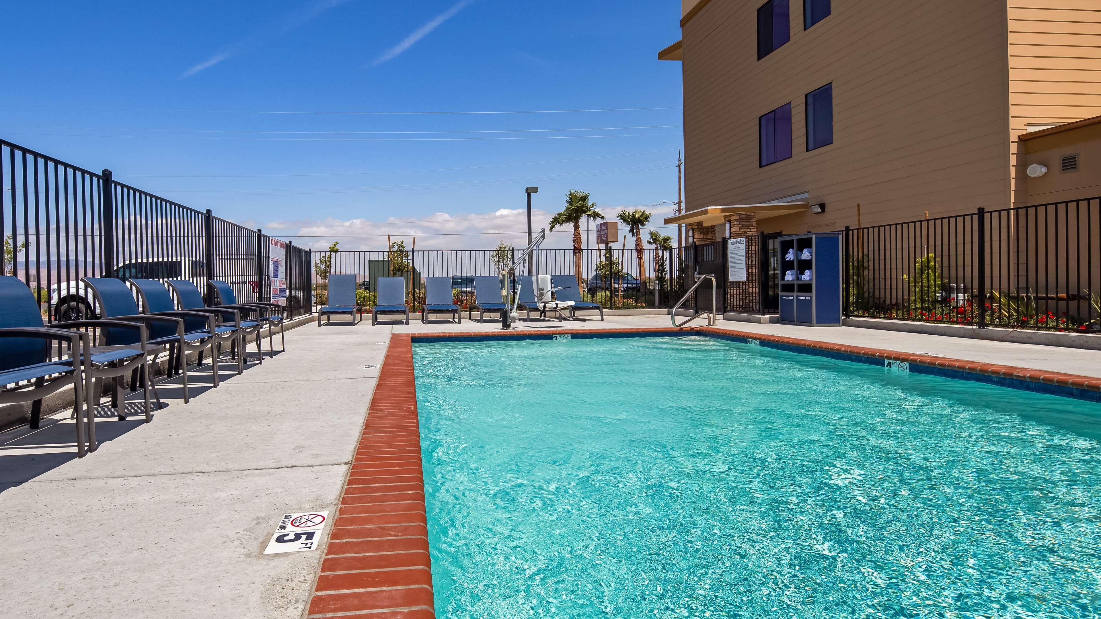 Best Western Plus West Covina Inn Eksteriør billede
