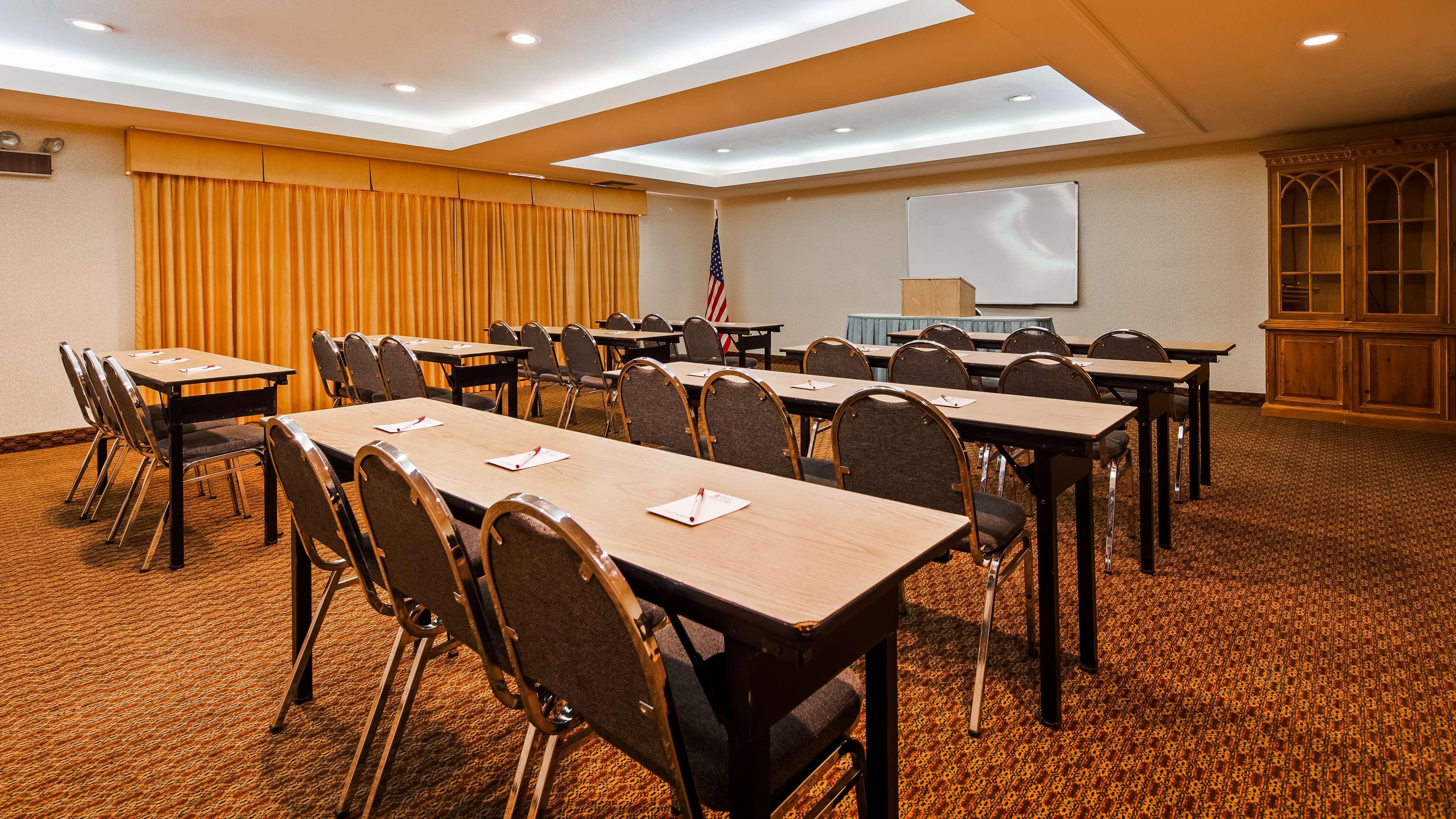 Best Western Plus West Covina Inn Eksteriør billede
