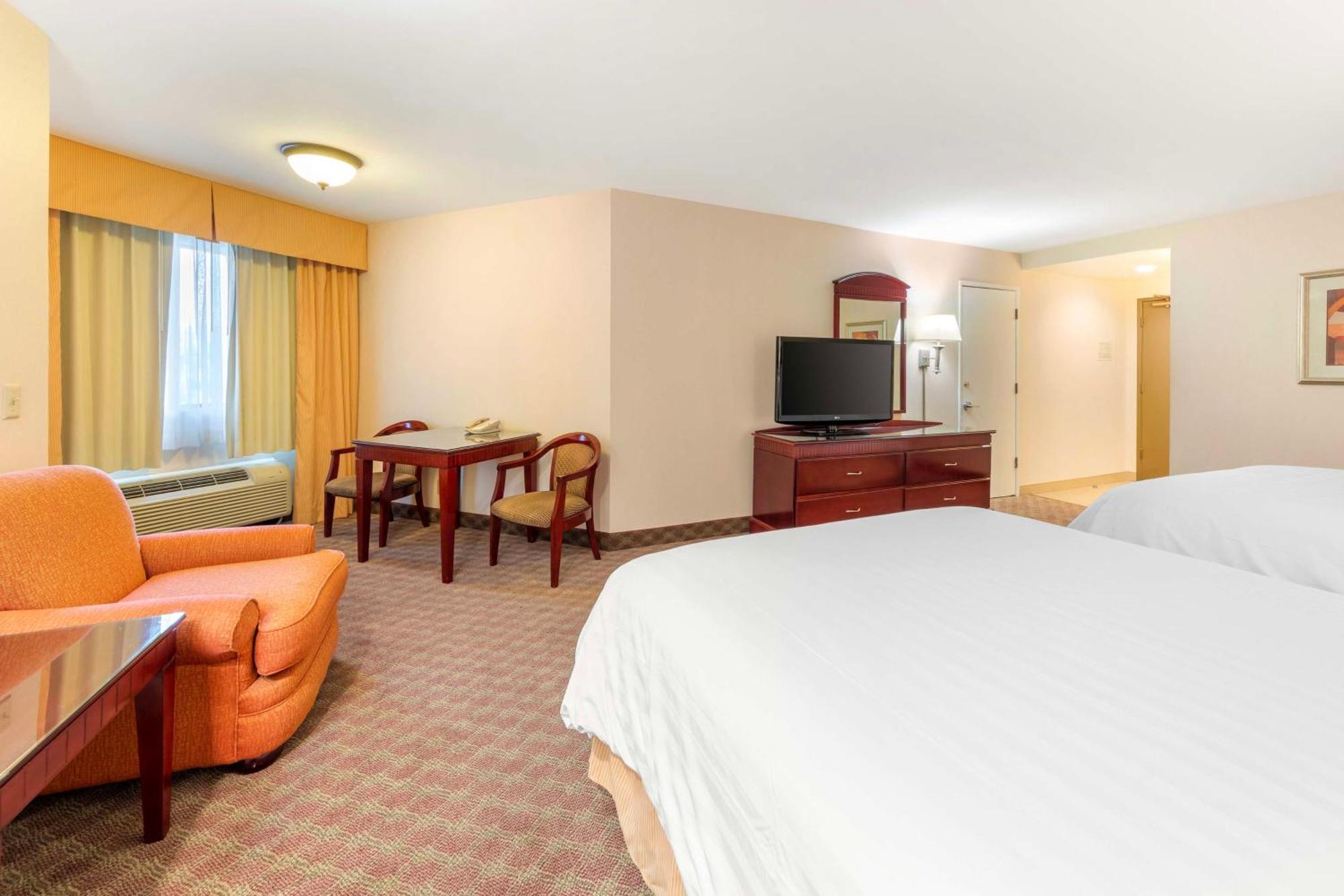 Best Western Plus West Covina Inn Eksteriør billede